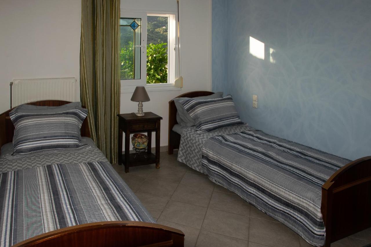 D&K Guest House Makrirrákhi Extérieur photo